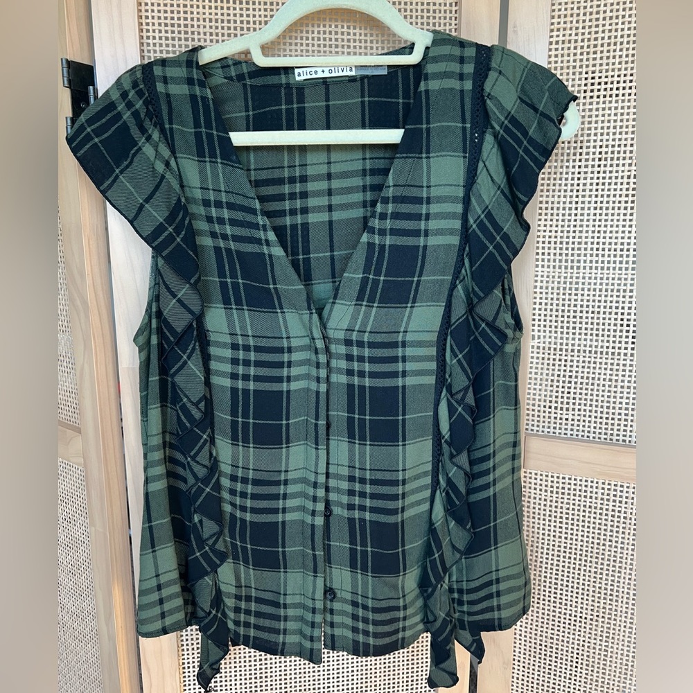 Alice + Olivia Janet Plaid Blouse Size L - perfect for fall or winter